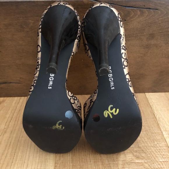BCBGirls high heel shoes - Picture 4 of 4